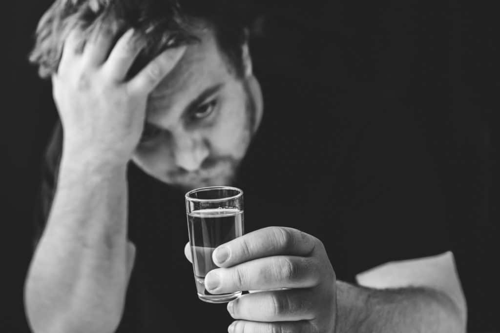 About 76% of those who die from alcohol poisoning are men